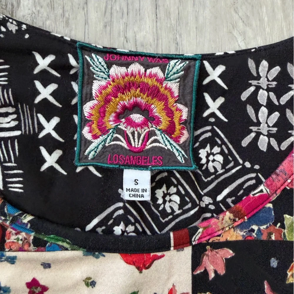 Johnny Was Santa Fe Favorite Floral Color Block Long Sleeve tee size small - Picture 4 of 7